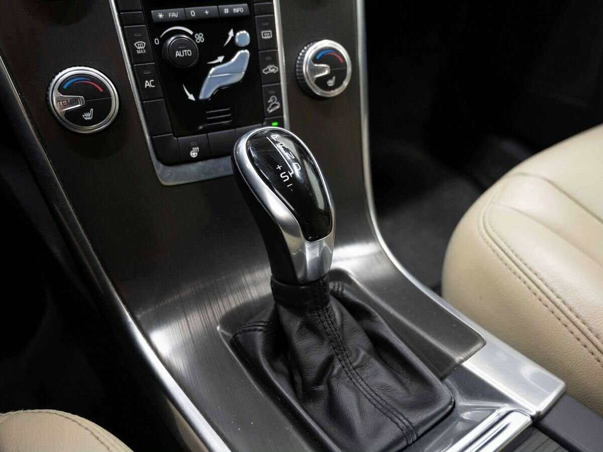 Продажа Б/У Вольво ИксЦ60. Фото: #22