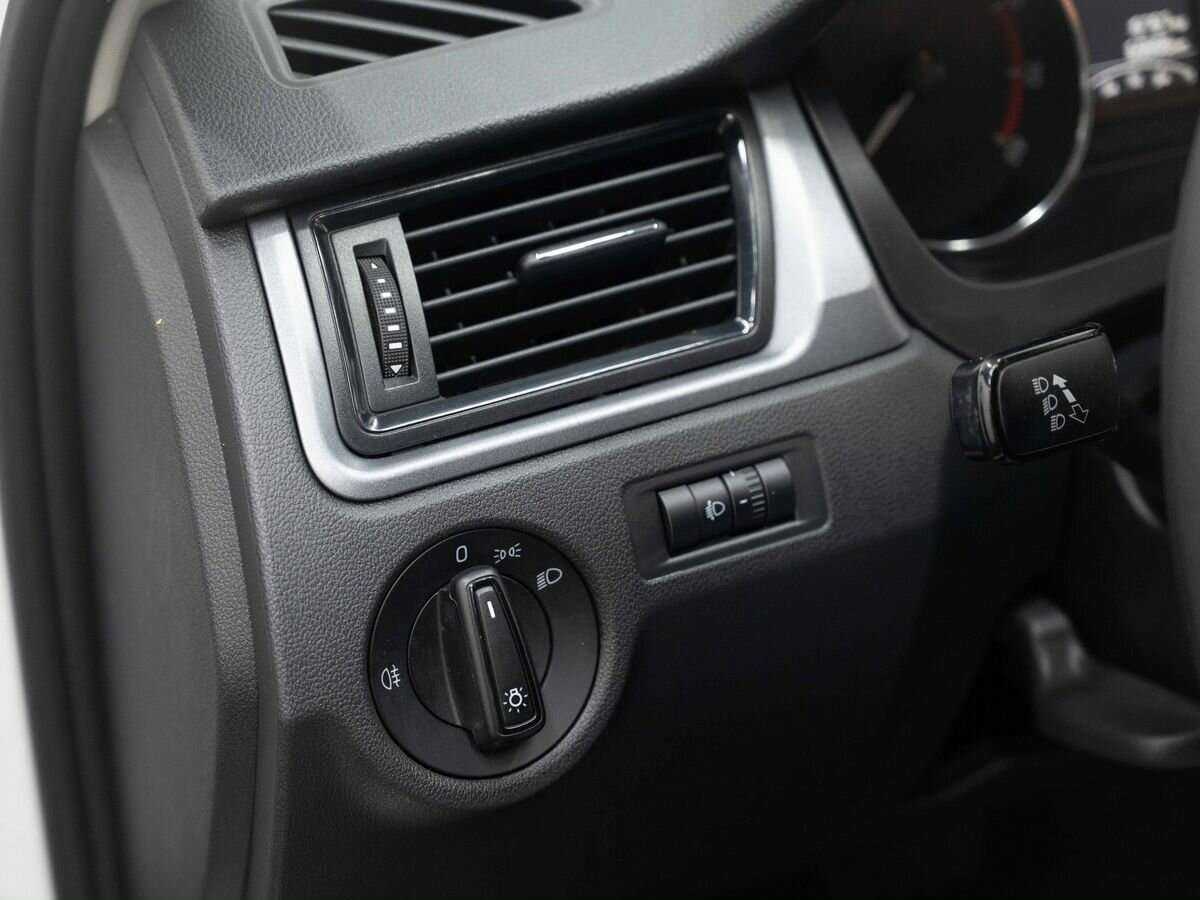 Продажа Б/У Шкода Рапид. Фото: #15