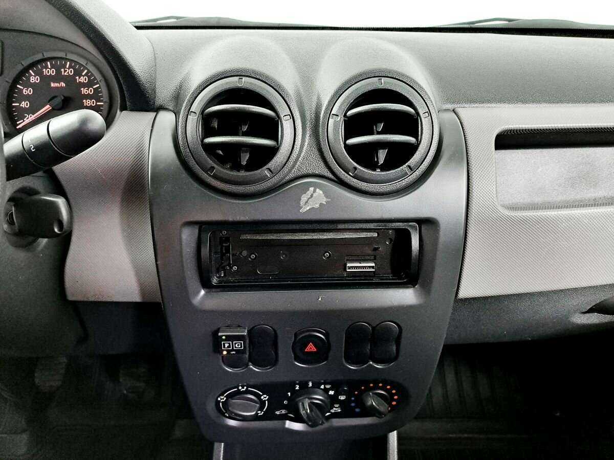 Продажа Б/У Рено Логан. Фото: #9