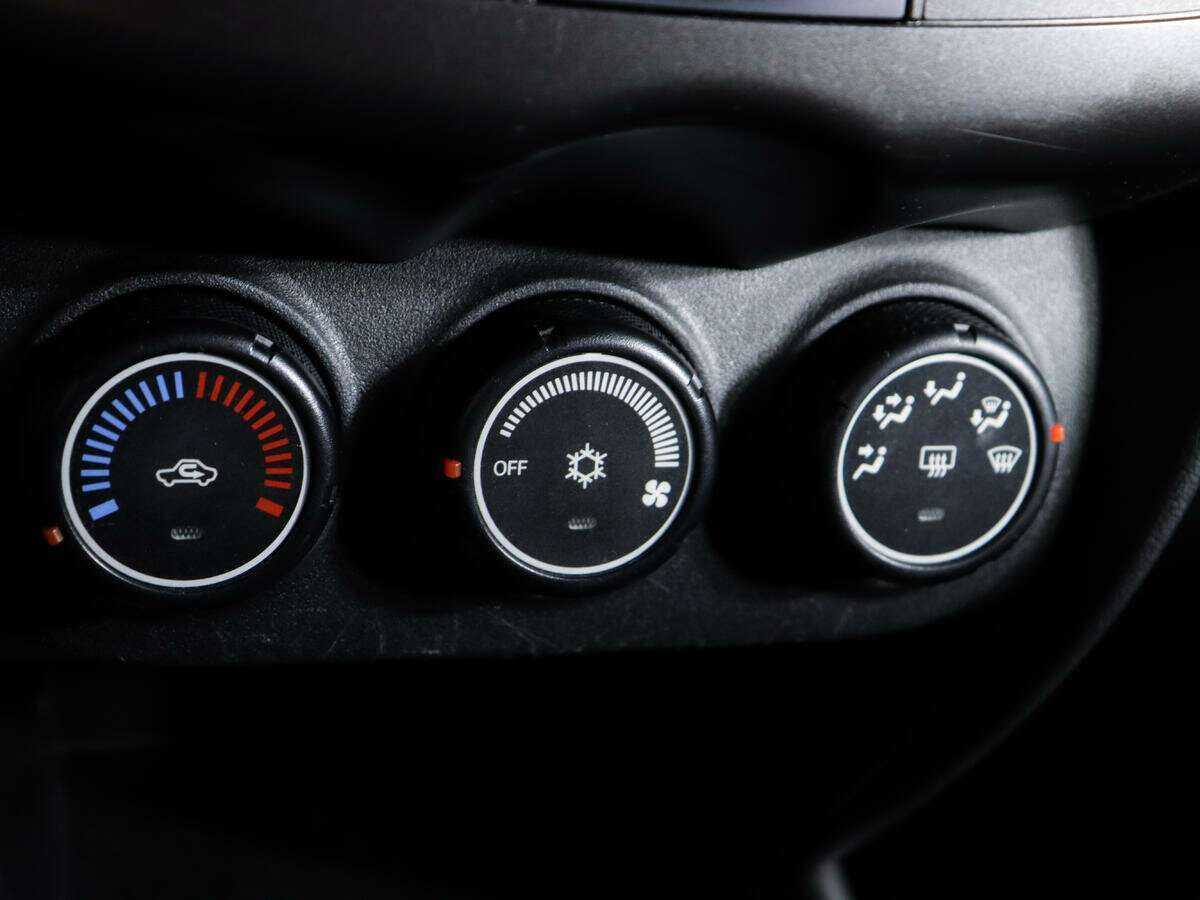 Продажа Б/У Митсубиши АС-Икс. Фото: #16