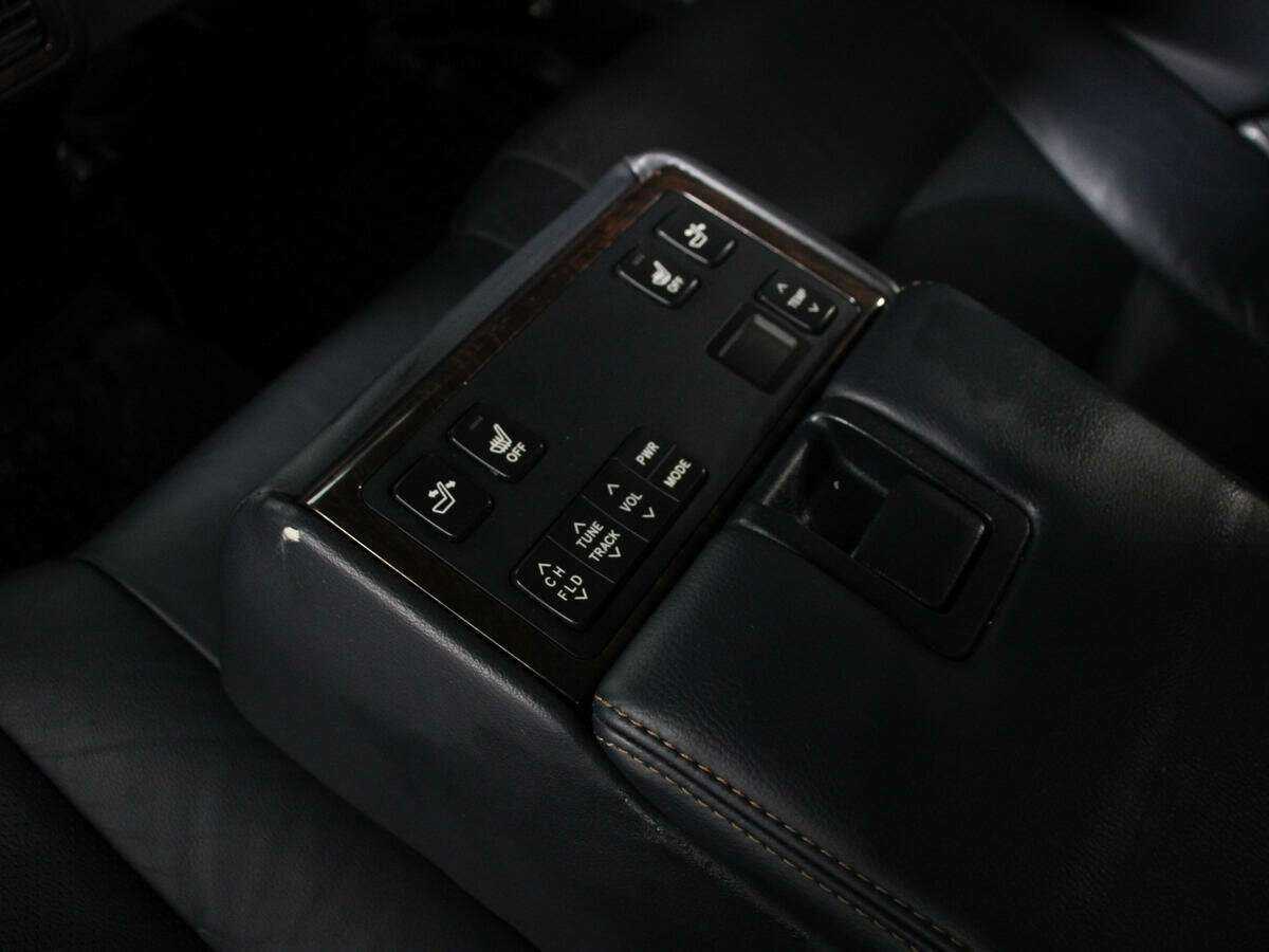 Продажа Б/У Тойота Камри. Фото: #16