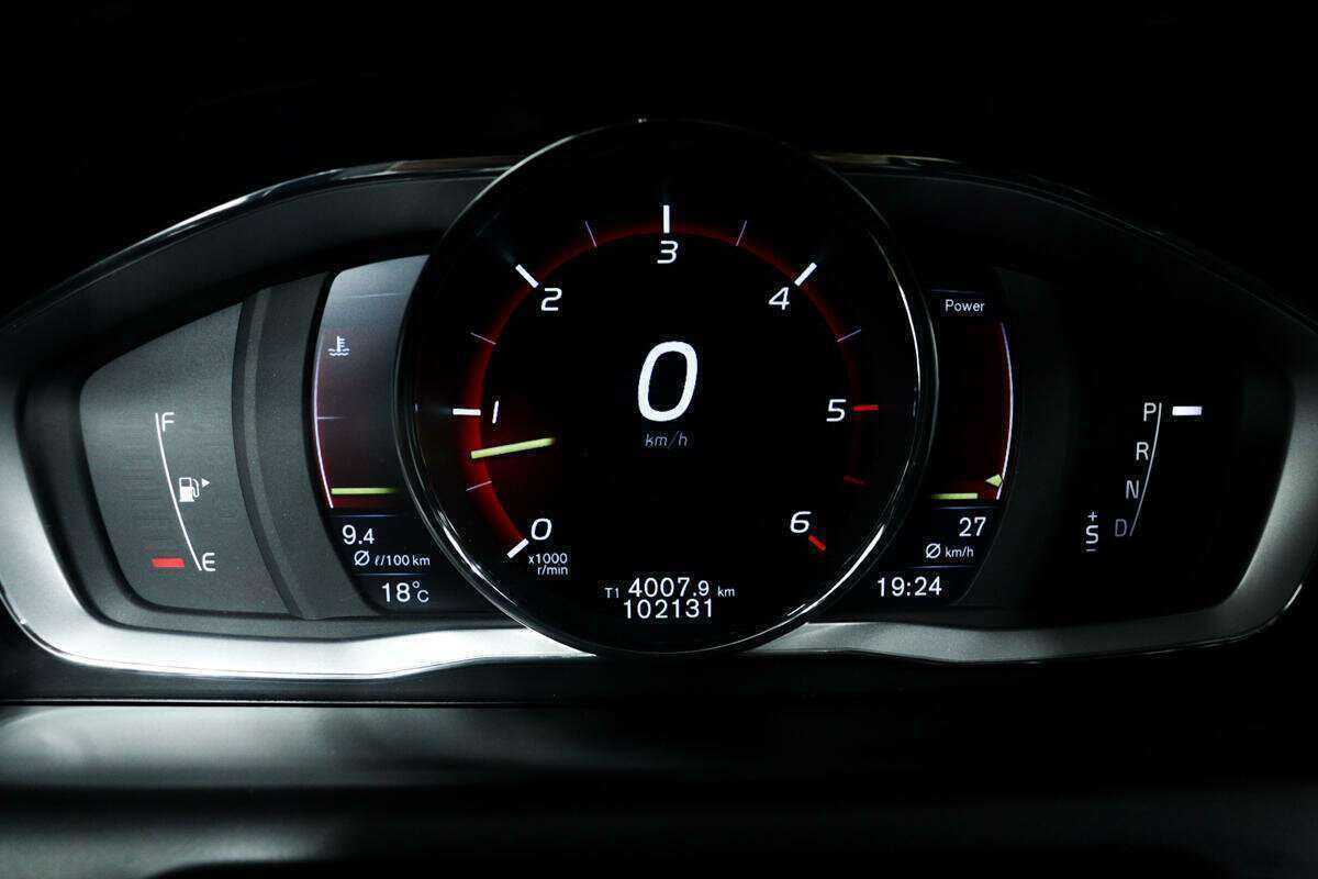 Продажа Б/У Вольво ИксЦ60. Фото: #9