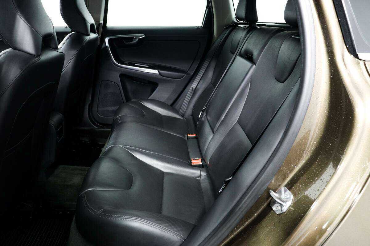 Продажа Б/У Вольво ИксЦ60. Фото: #11