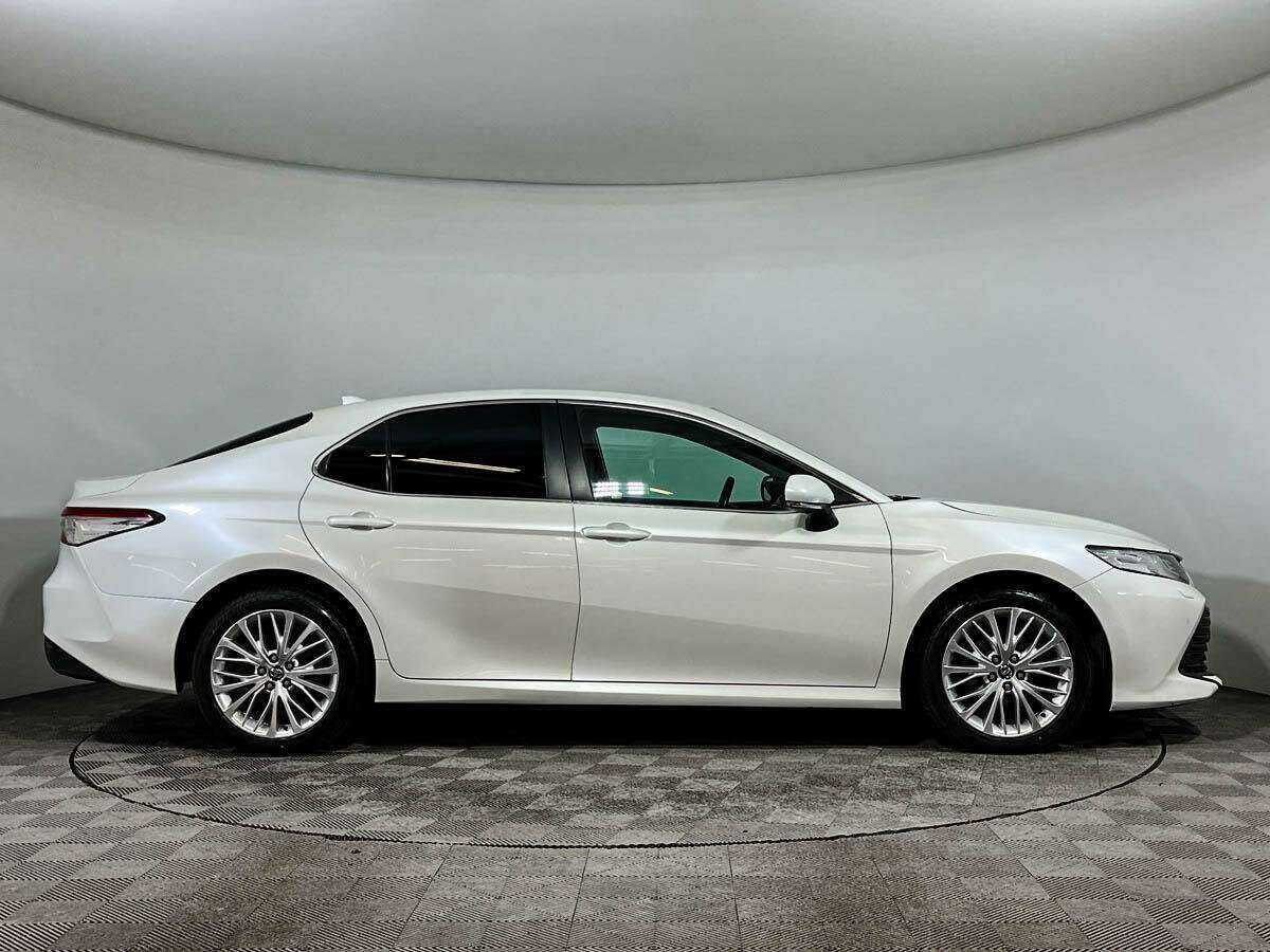 Продажа Б/У Тойота Камри. Фото: #3