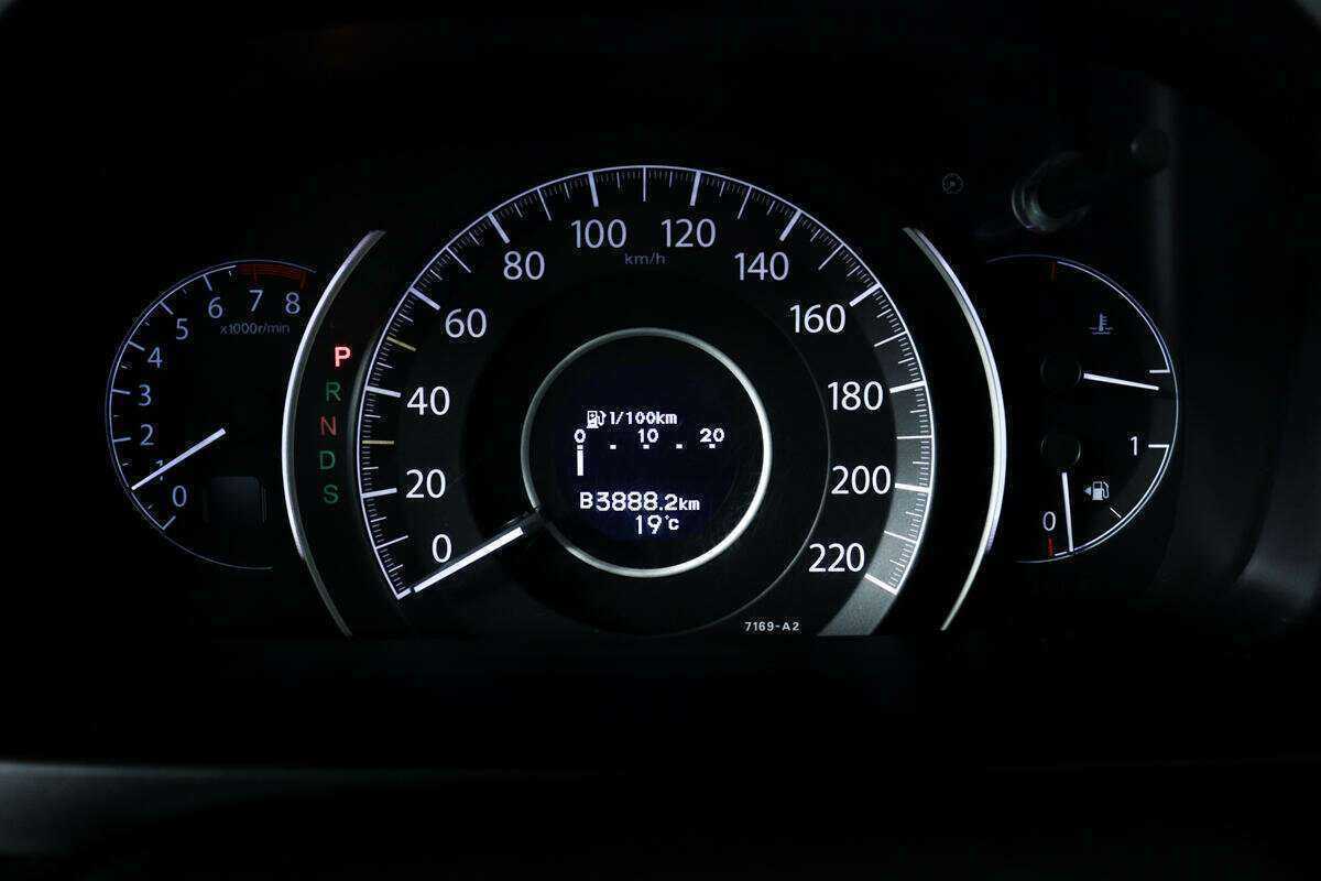 Продажа Б/У Хонда ЦР-В. Фото: #9