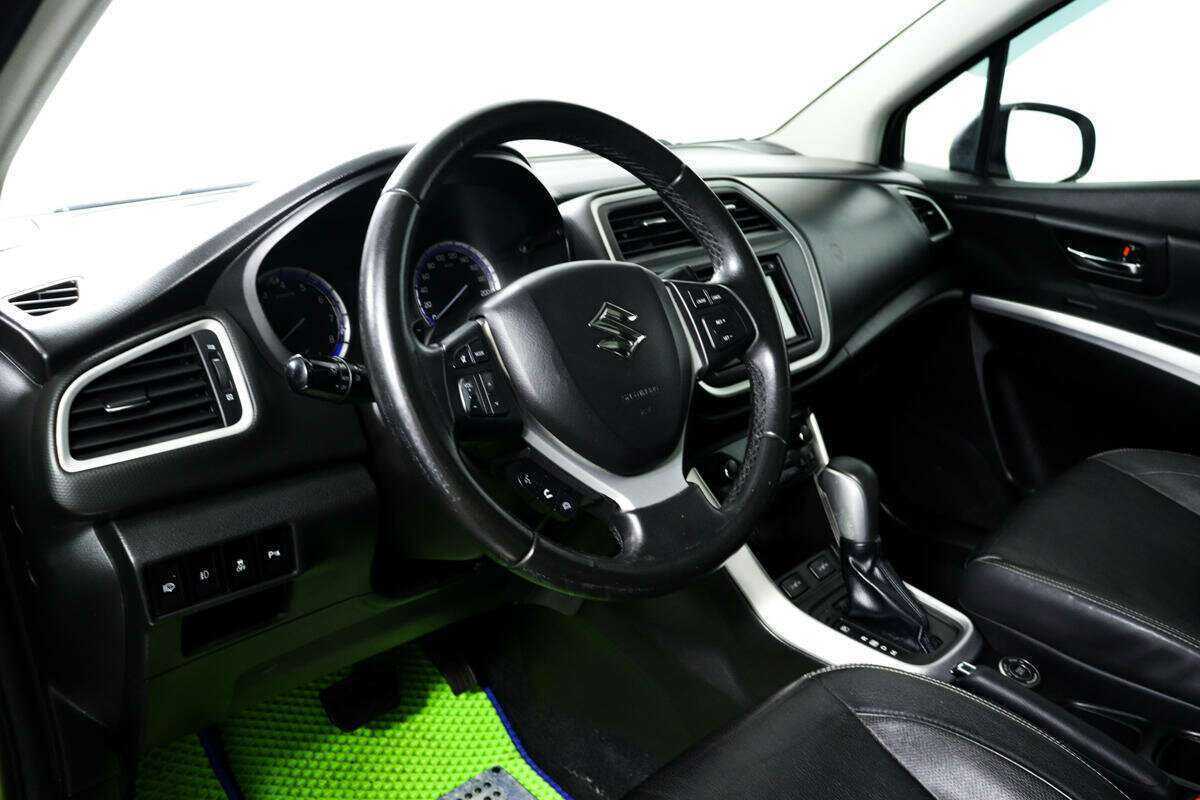 Продажа Б/У Сузуки С-Икс4. Фото: #12