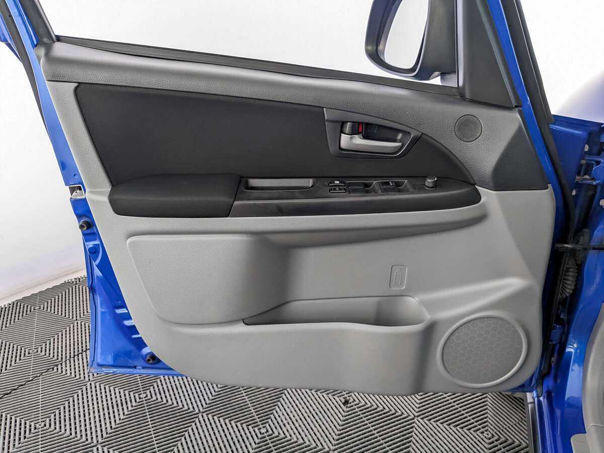 Продажа Б/У Сузуки С-Икс4. Фото: #14