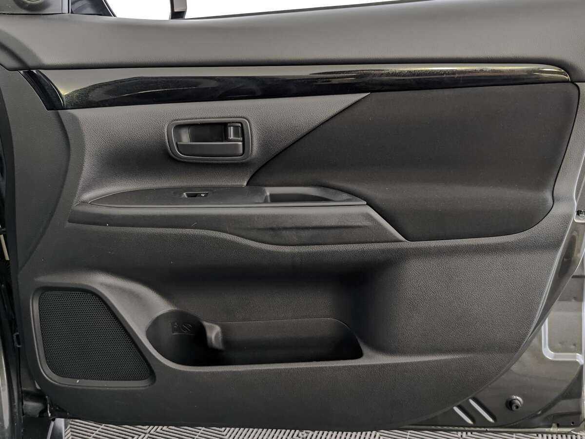 Продажа Б/У Митсубиши Оутлэндер. Фото: #20