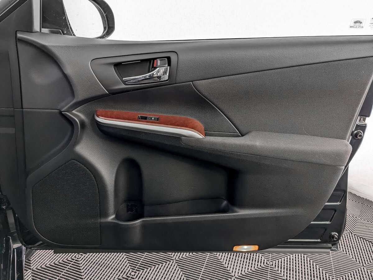 Продажа Б/У Тойота Камри. Фото: #18