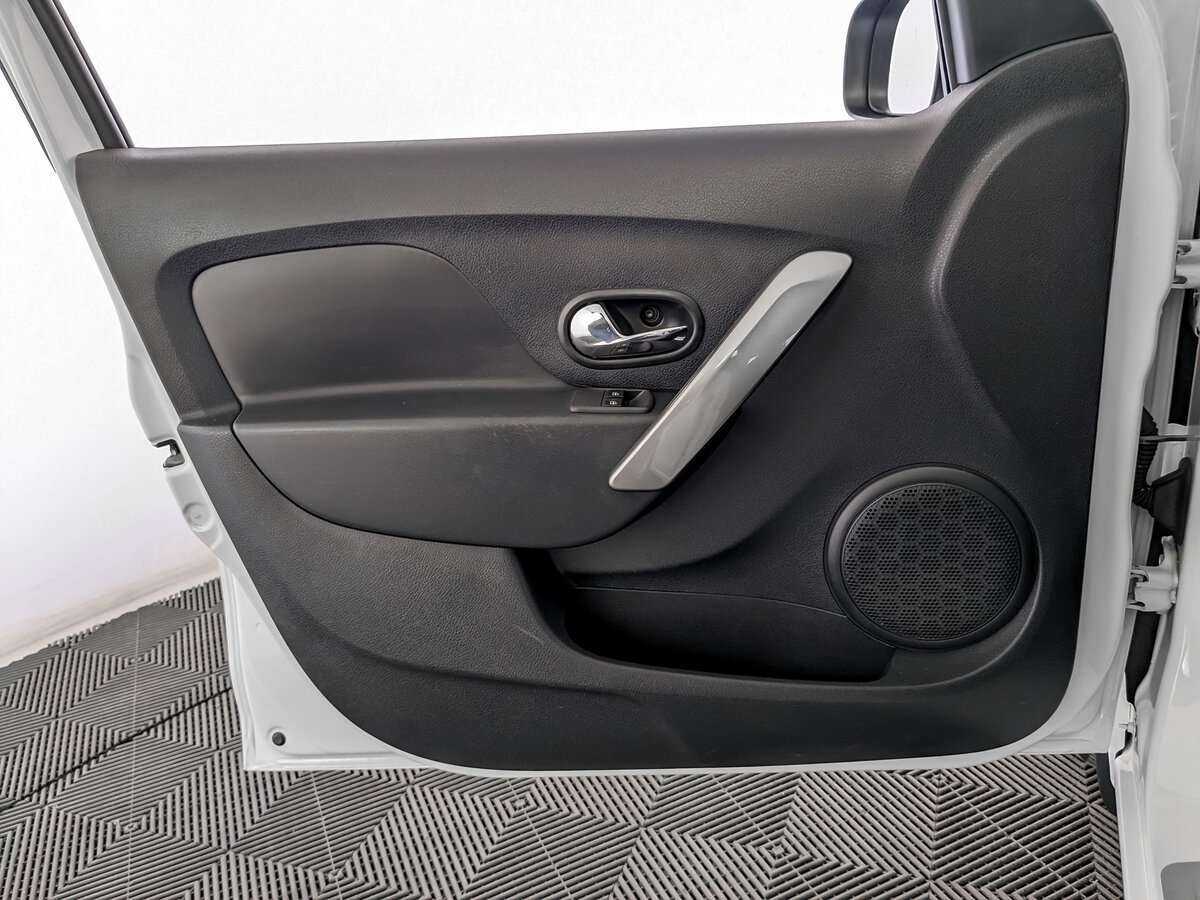 Продажа Б/У Рено Логан. Фото: #14