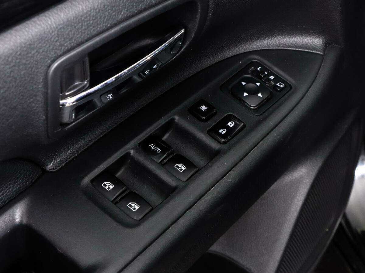 Продажа Б/У Митсубиши Оутлэндер. Фото: #11