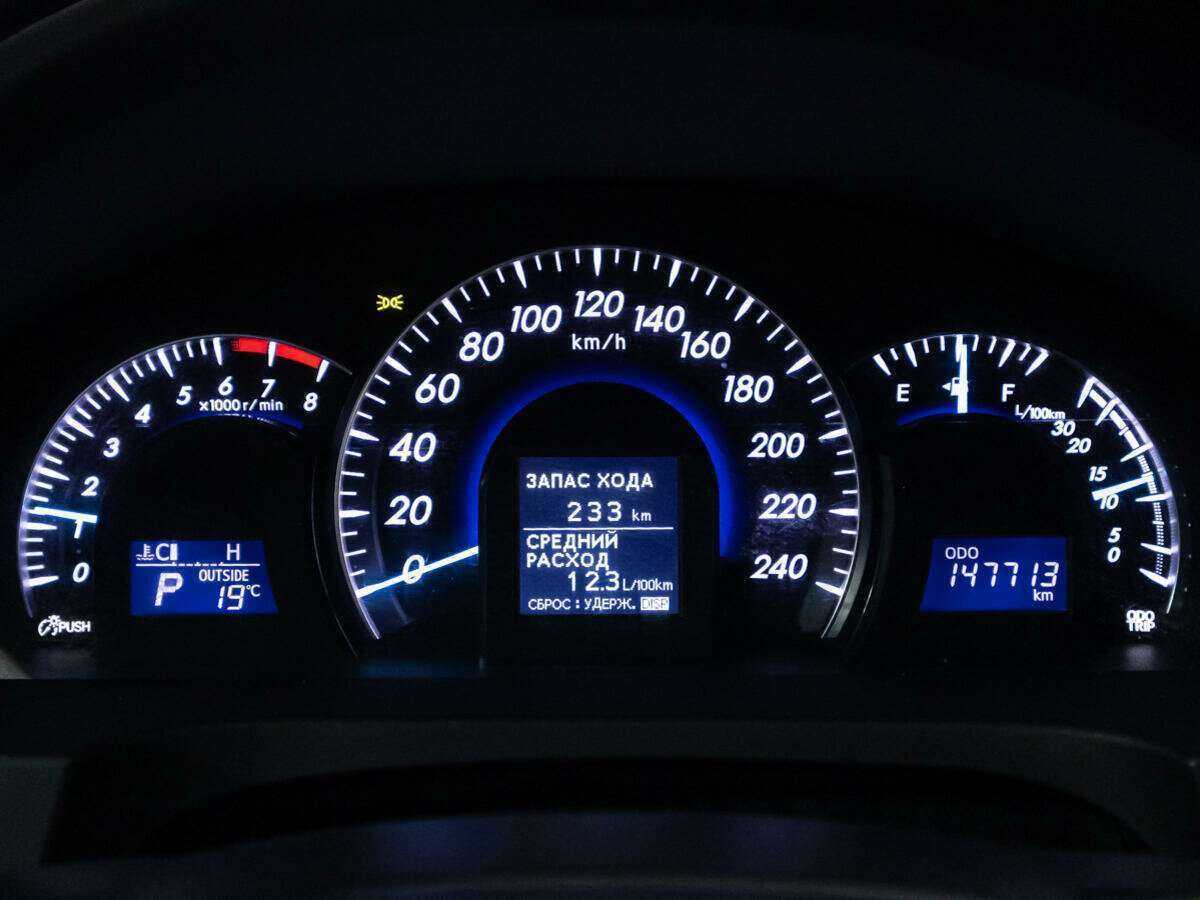 Продажа Б/У Тойота Камри. Фото: #11