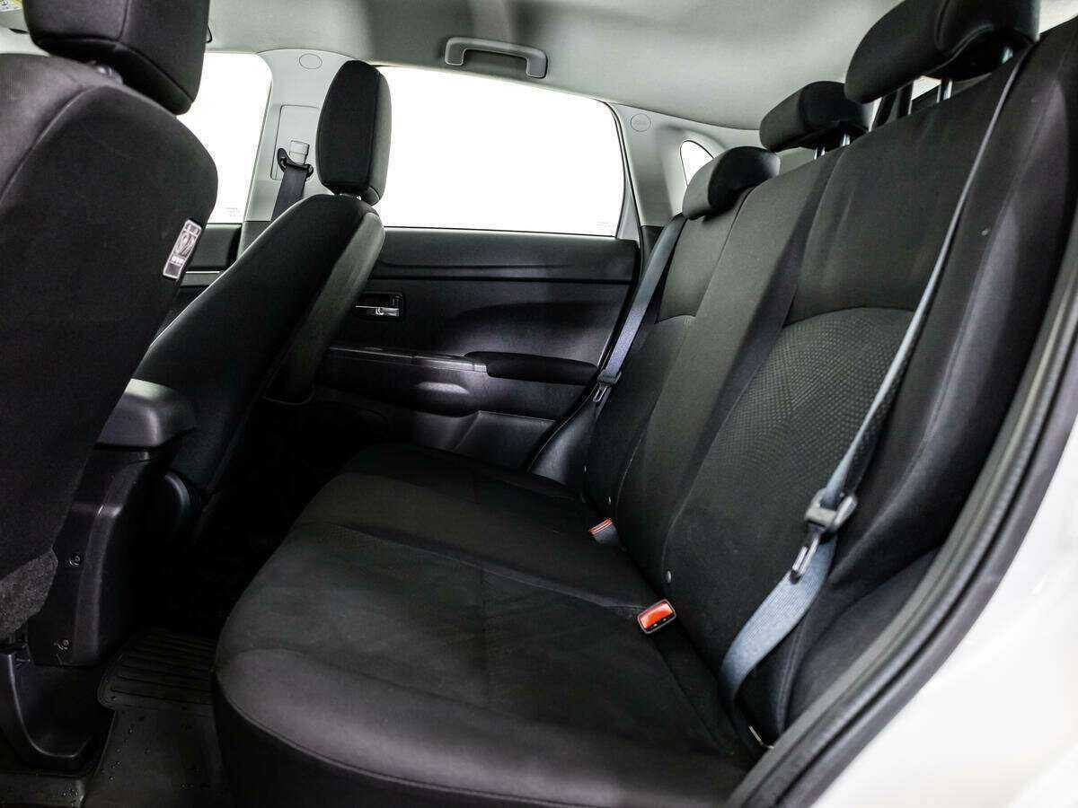 Продажа Б/У Митсубиши АС-Икс. Фото: #8