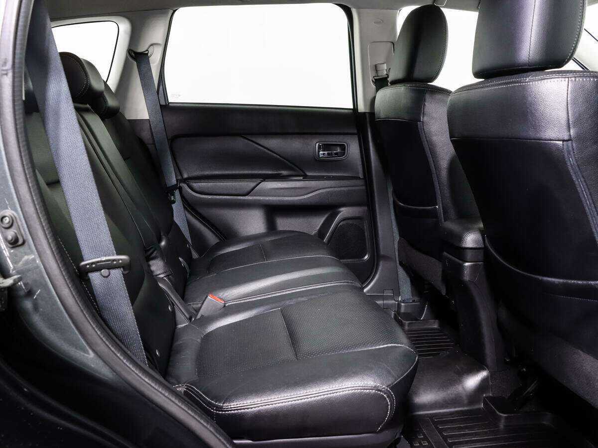 Продажа Б/У Митсубиши Оутлэндер. Фото: #13