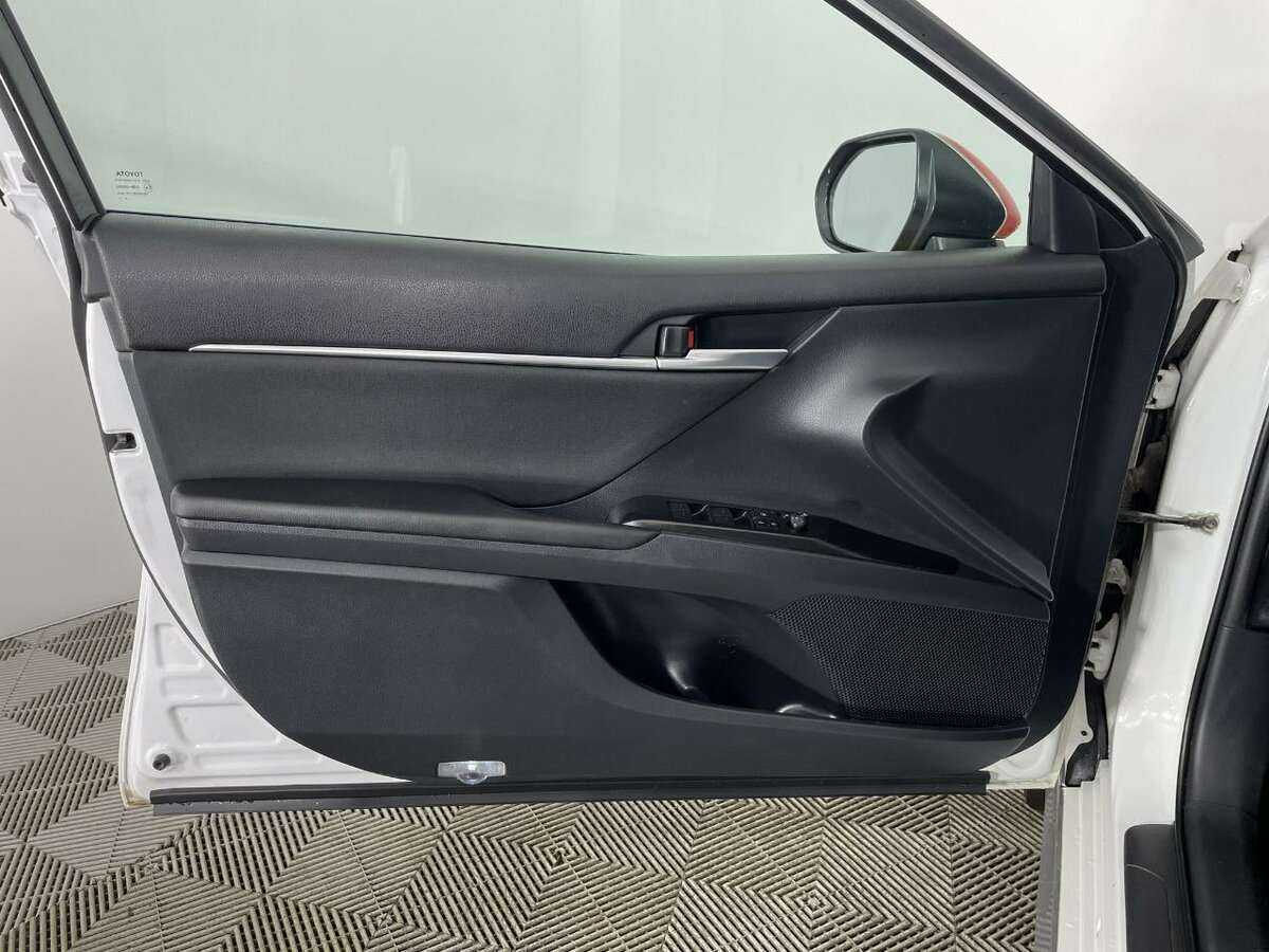 Продажа Б/У Тойота Камри. Фото: #7