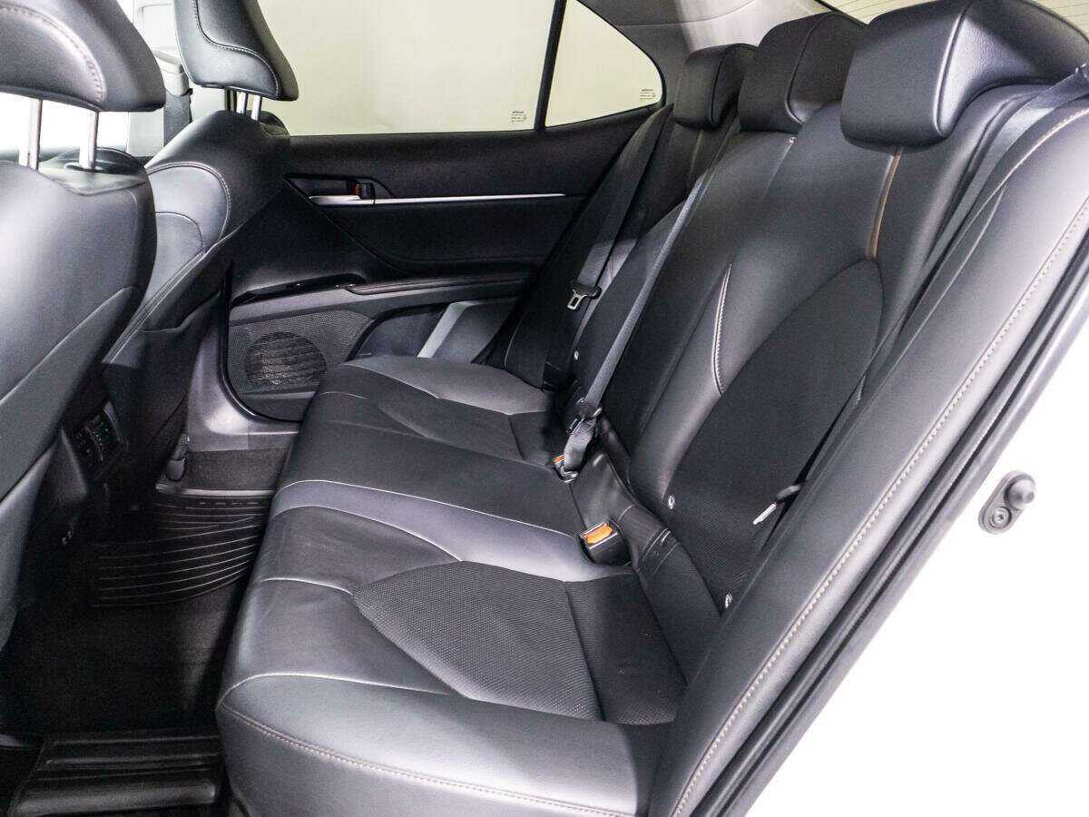 Продажа Б/У Тойота Камри. Фото: #9