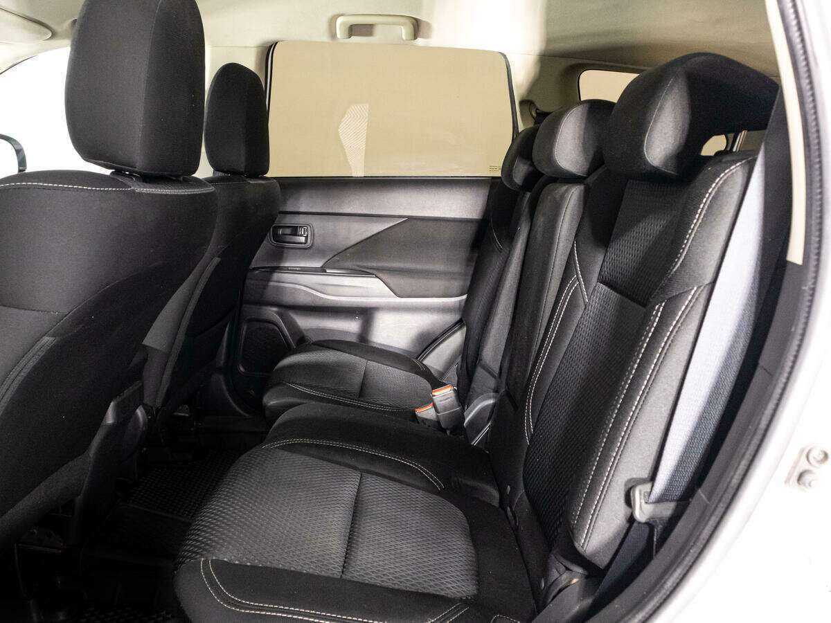 Продажа Б/У Митсубиши Оутлэндер. Фото: #9