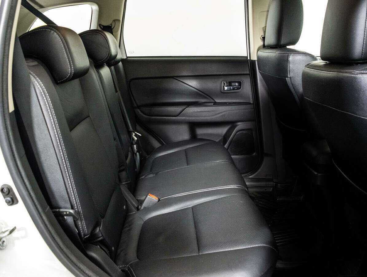 Продажа Б/У Митсубиши Оутлэндер. Фото: #9