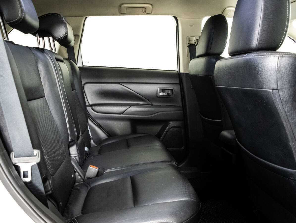 Продажа Б/У Митсубиши Оутлэндер. Фото: #14