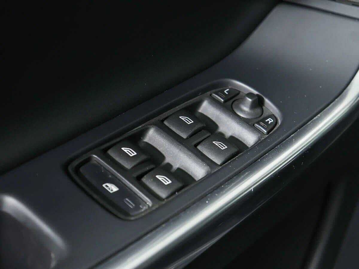 Продажа Б/У Вольво ИксЦ60. Фото: #17