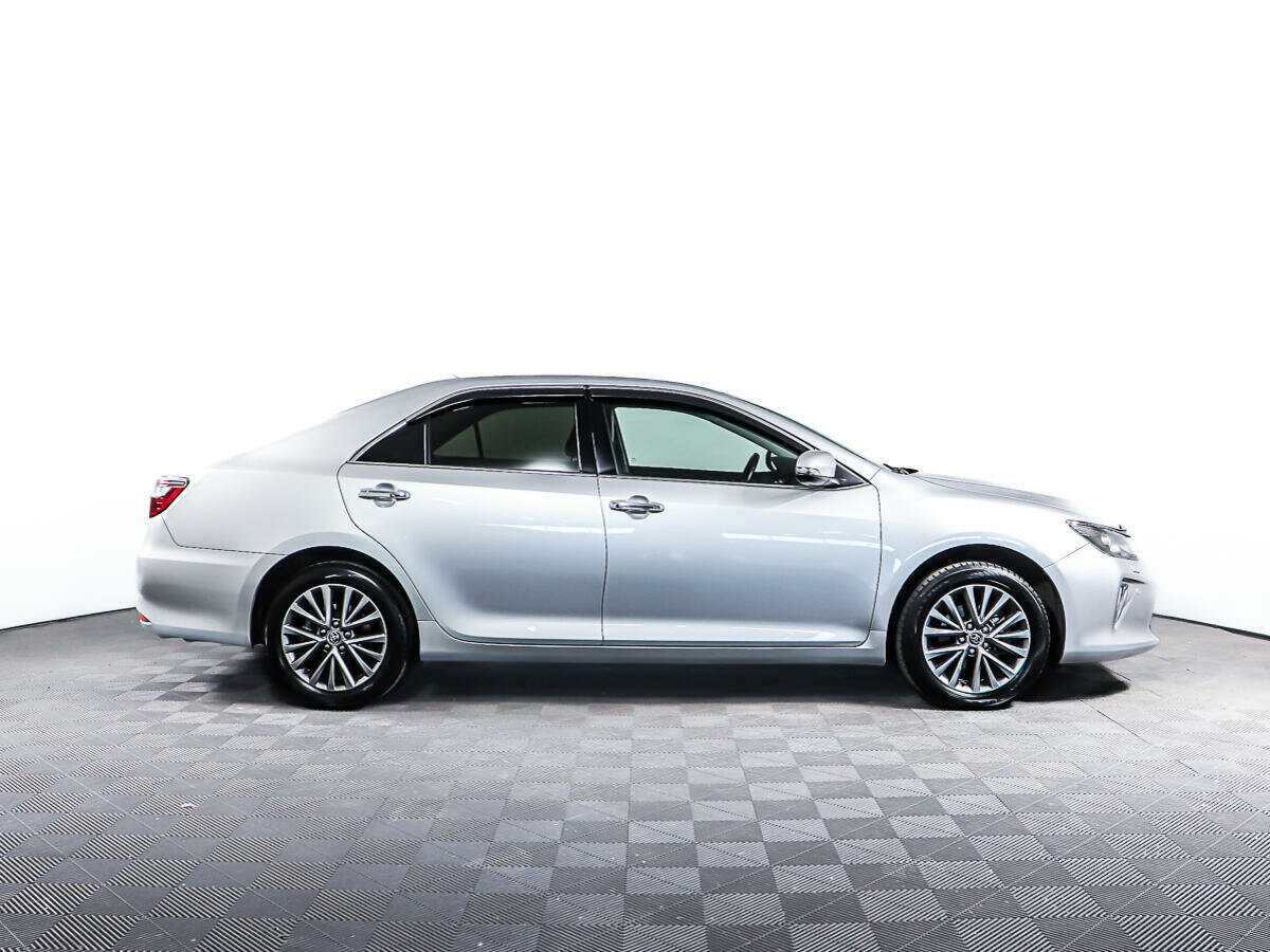 Продажа Б/У Тойота Камри. Фото: #3