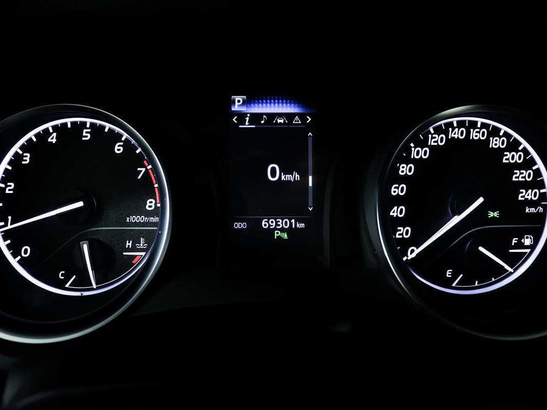 Продажа Б/У Тойота Камри. Фото: #9