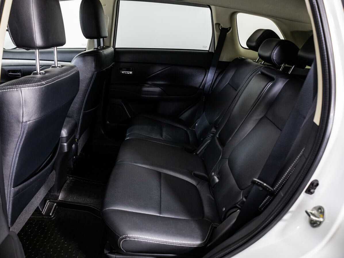 Продажа Б/У Митсубиши Оутлэндер. Фото: #9