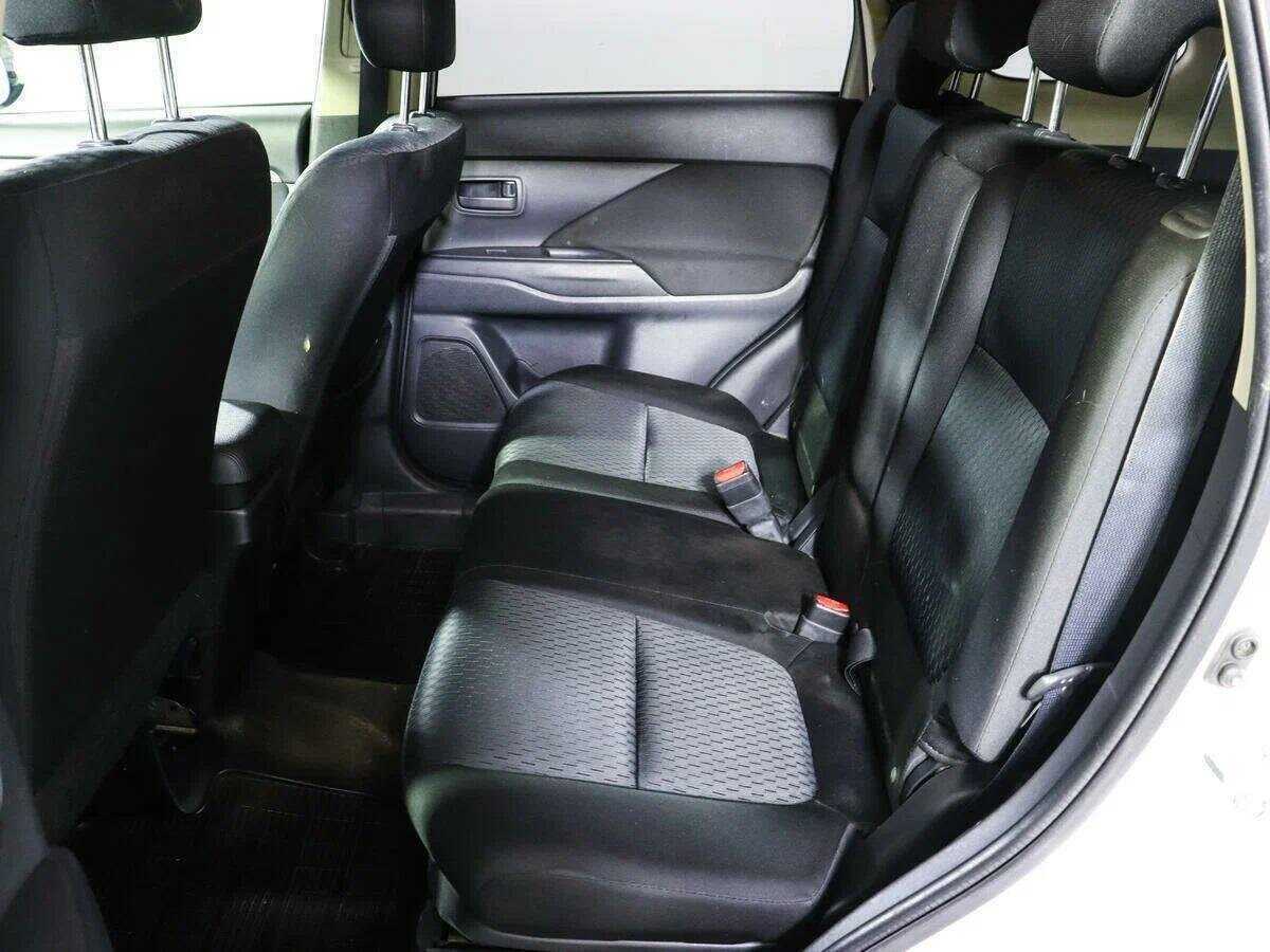 Продажа Б/У Митсубиши Оутлэндер. Фото: #6