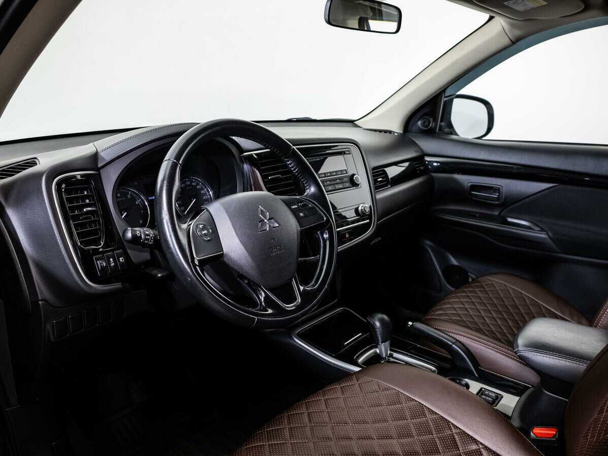 Продажа Б/У Митсубиши Оутлэндер. Фото: #8