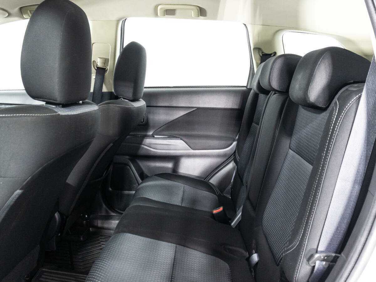 Продажа Б/У Митсубиши Оутлэндер. Фото: #9