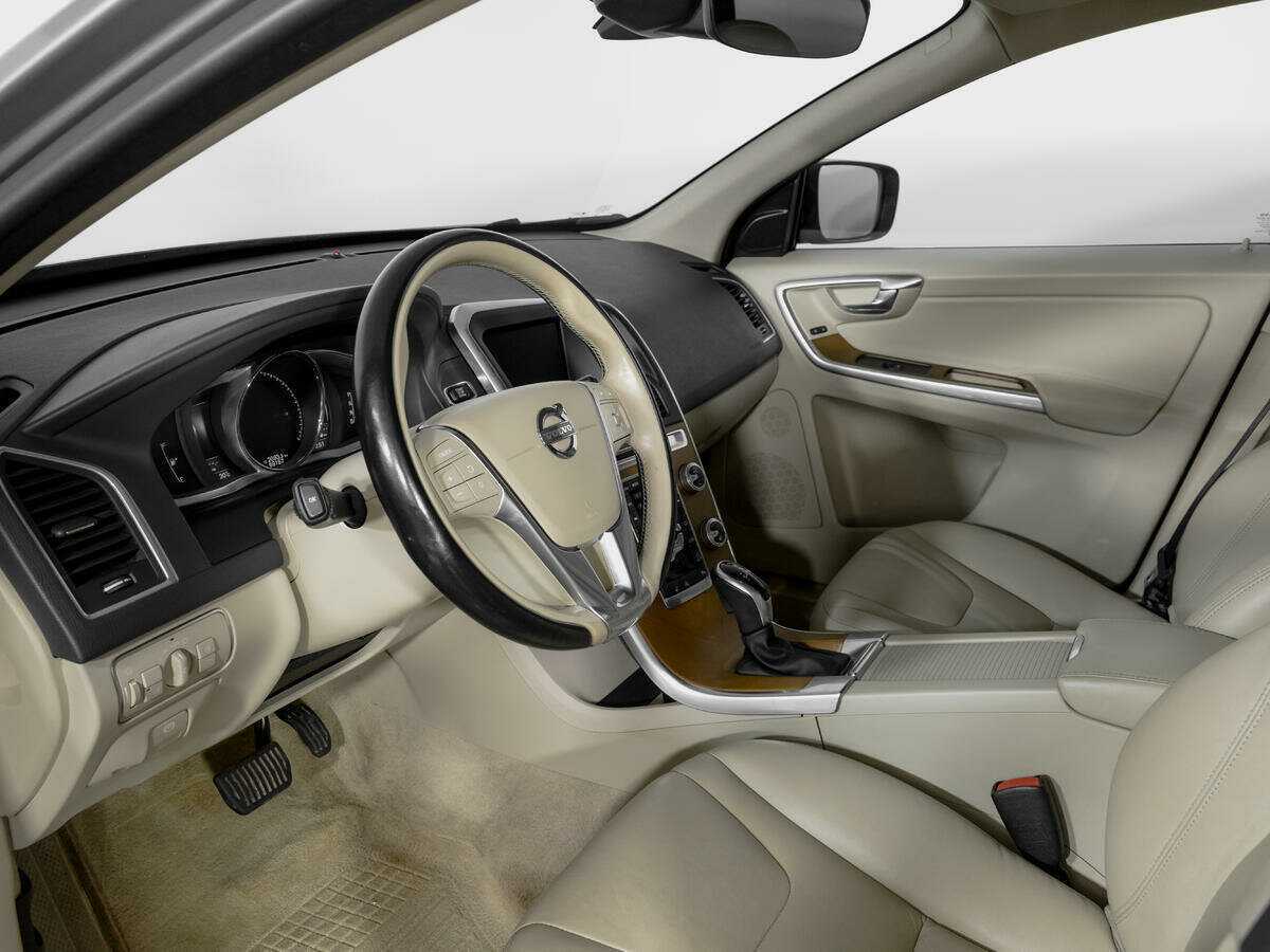 Продажа Б/У Вольво ИксЦ60. Фото: #14