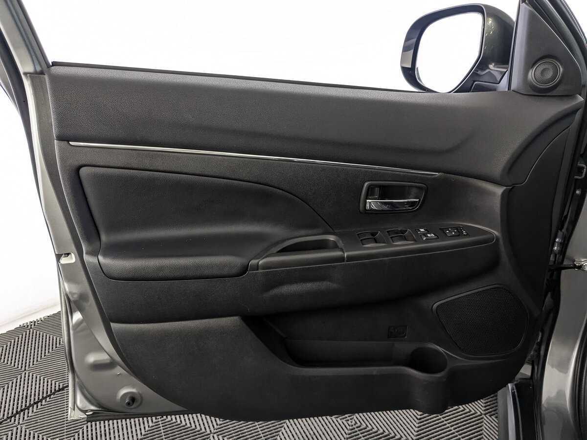 Продажа Б/У Митсубиши АС-Икс. Фото: #13