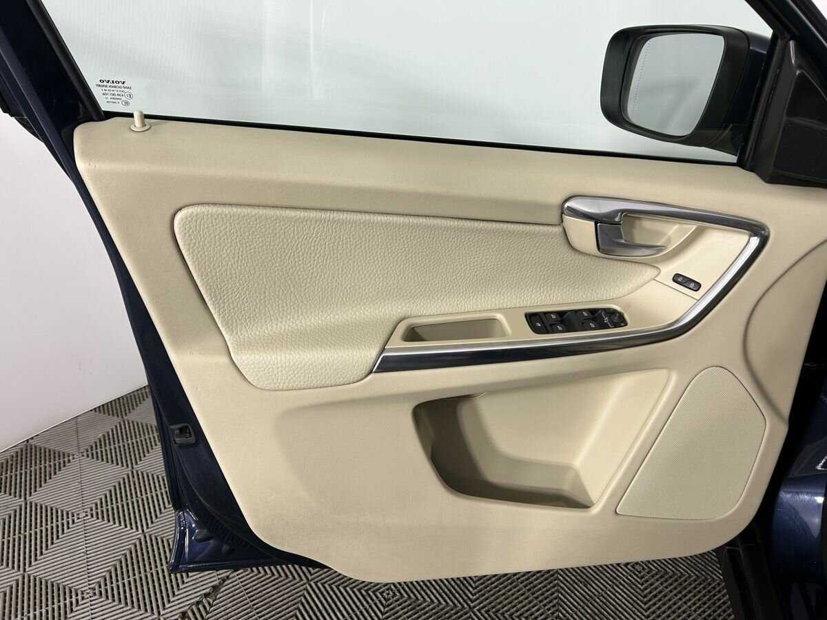 Продажа Б/У Вольво ИксЦ60. Фото: #7