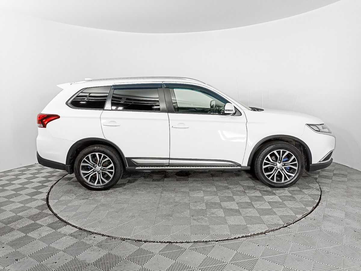 Продажа Б/У Митсубиши Оутлэндер. Фото: #3