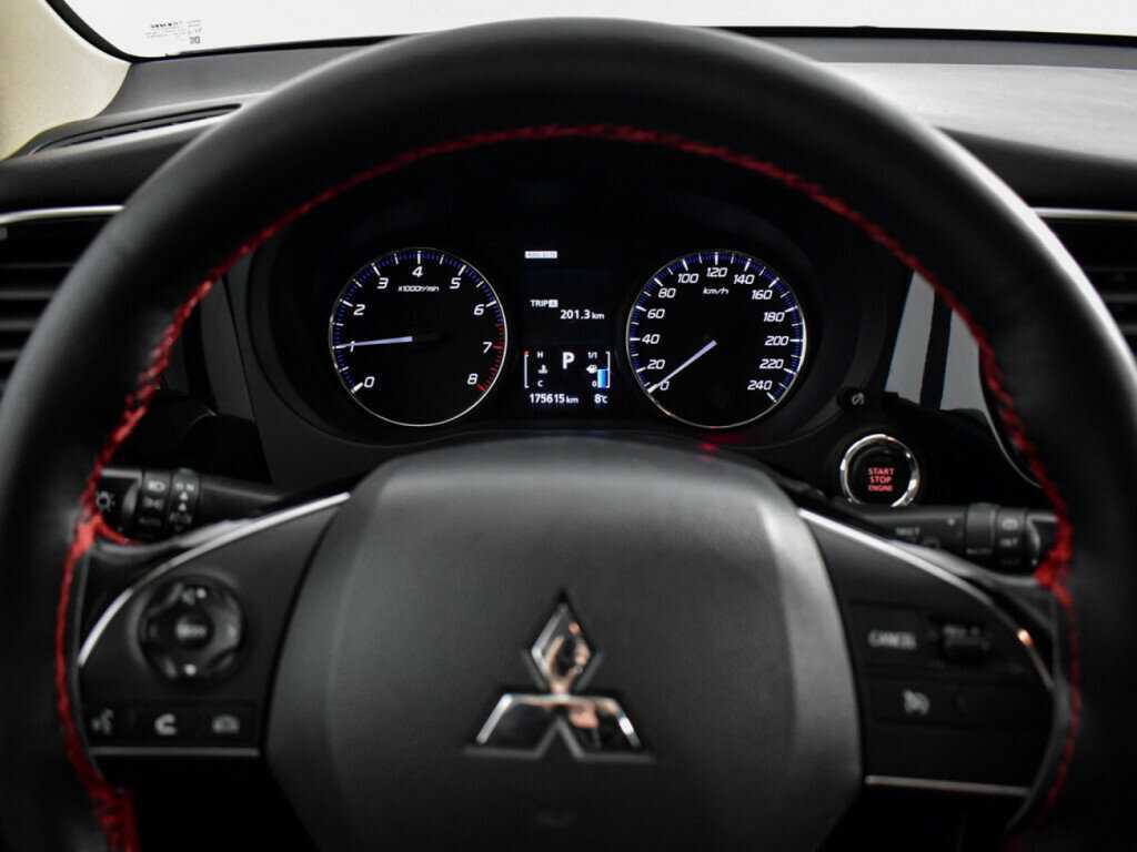 Продажа Б/У Митсубиши Оутлэндер. Фото: #17