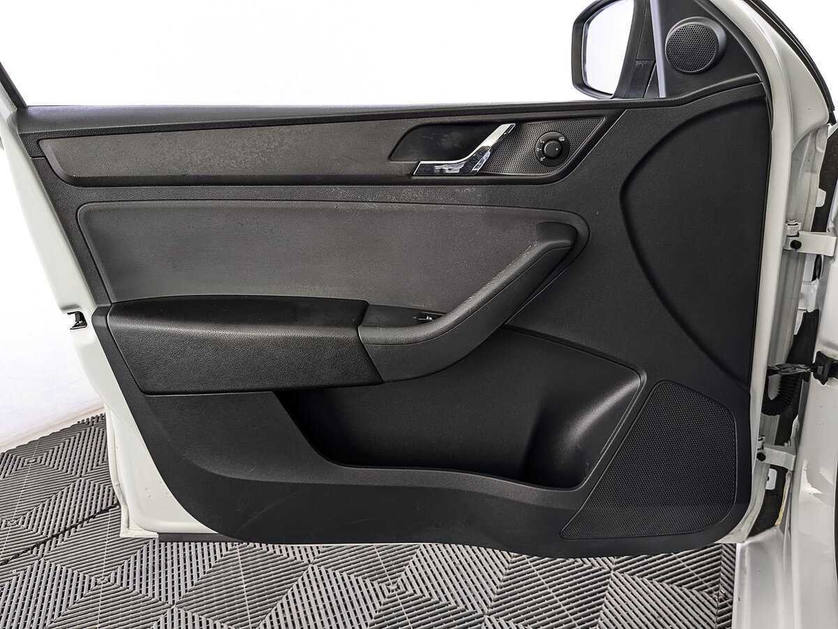 Продажа Б/У Шкода Рапид. Фото: #18