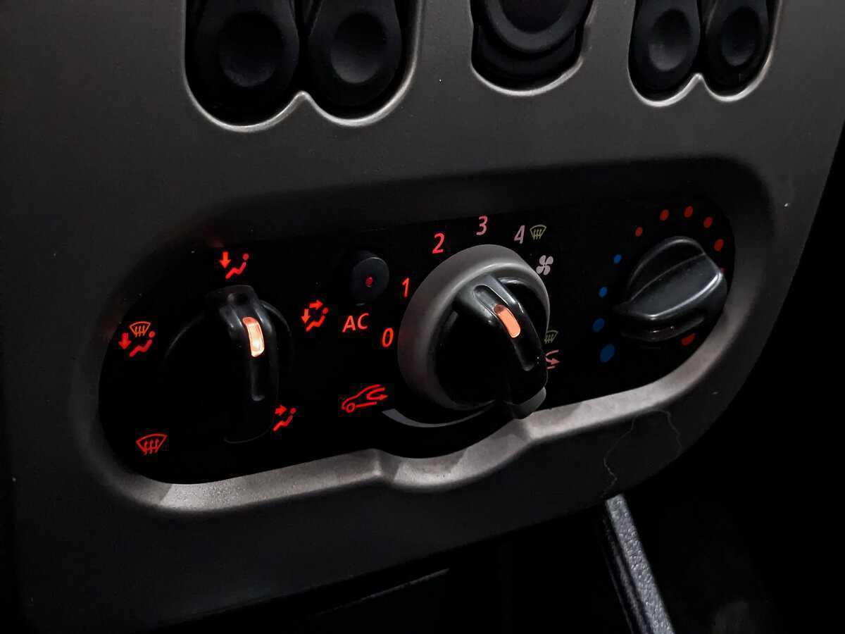 Продажа Б/У Рено Сандеро. Фото: #20