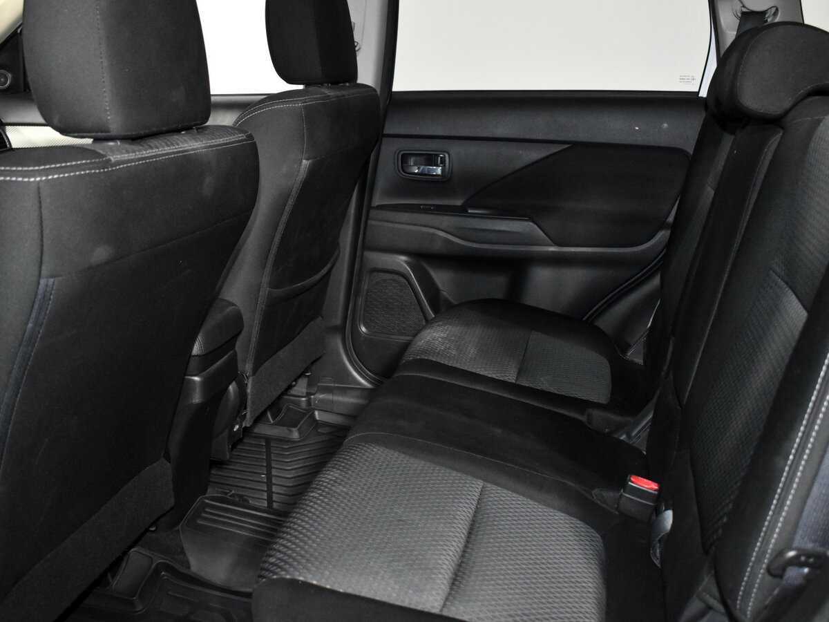 Продажа Б/У Митсубиши Оутлэндер. Фото: #10