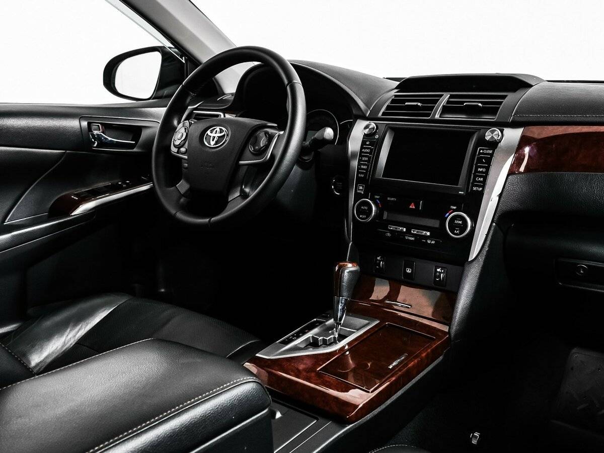 Продажа Б/У Тойота Камри. Фото: #8