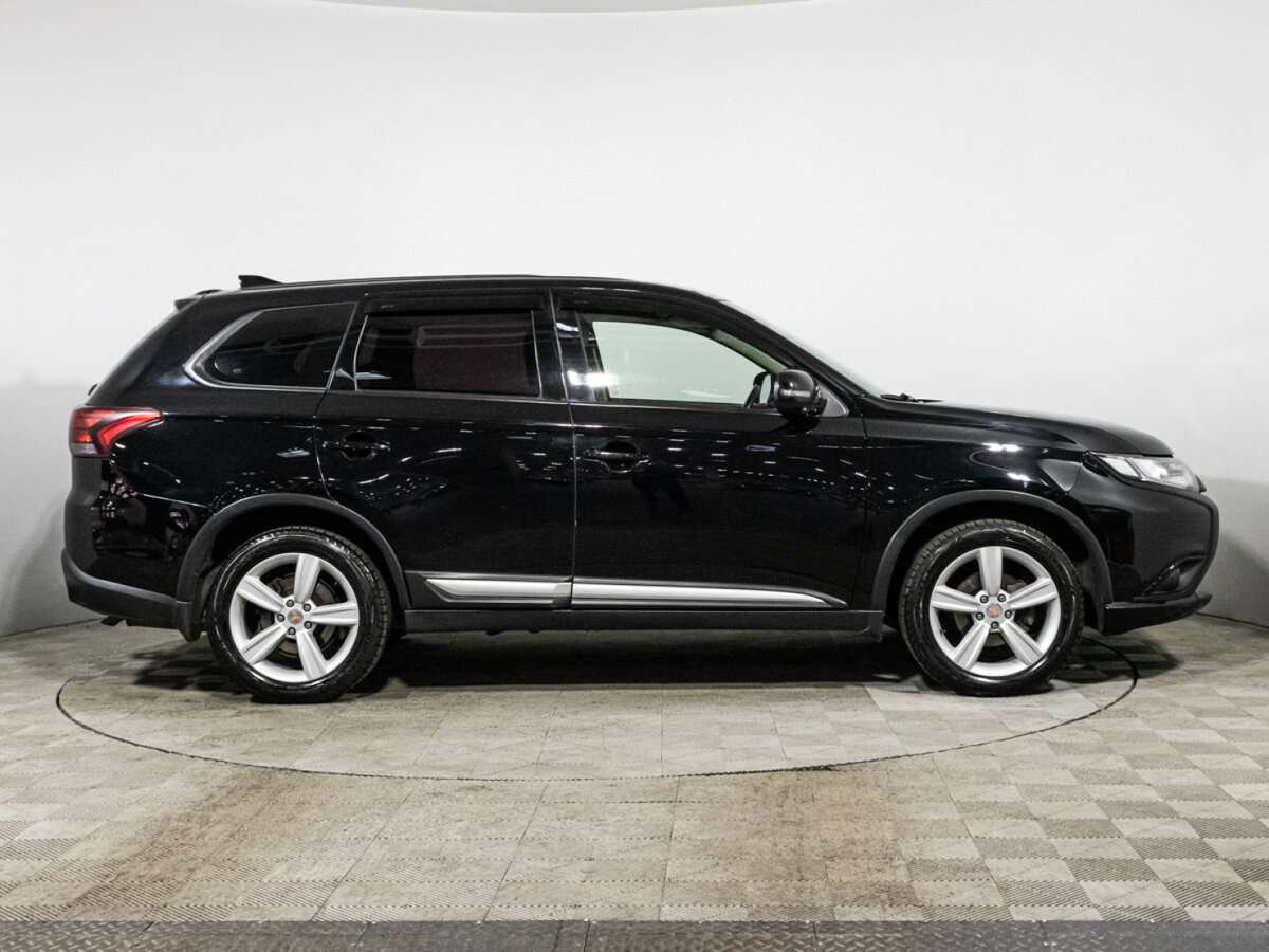 Продажа Б/У Митсубиши Оутлэндер. Фото: #3