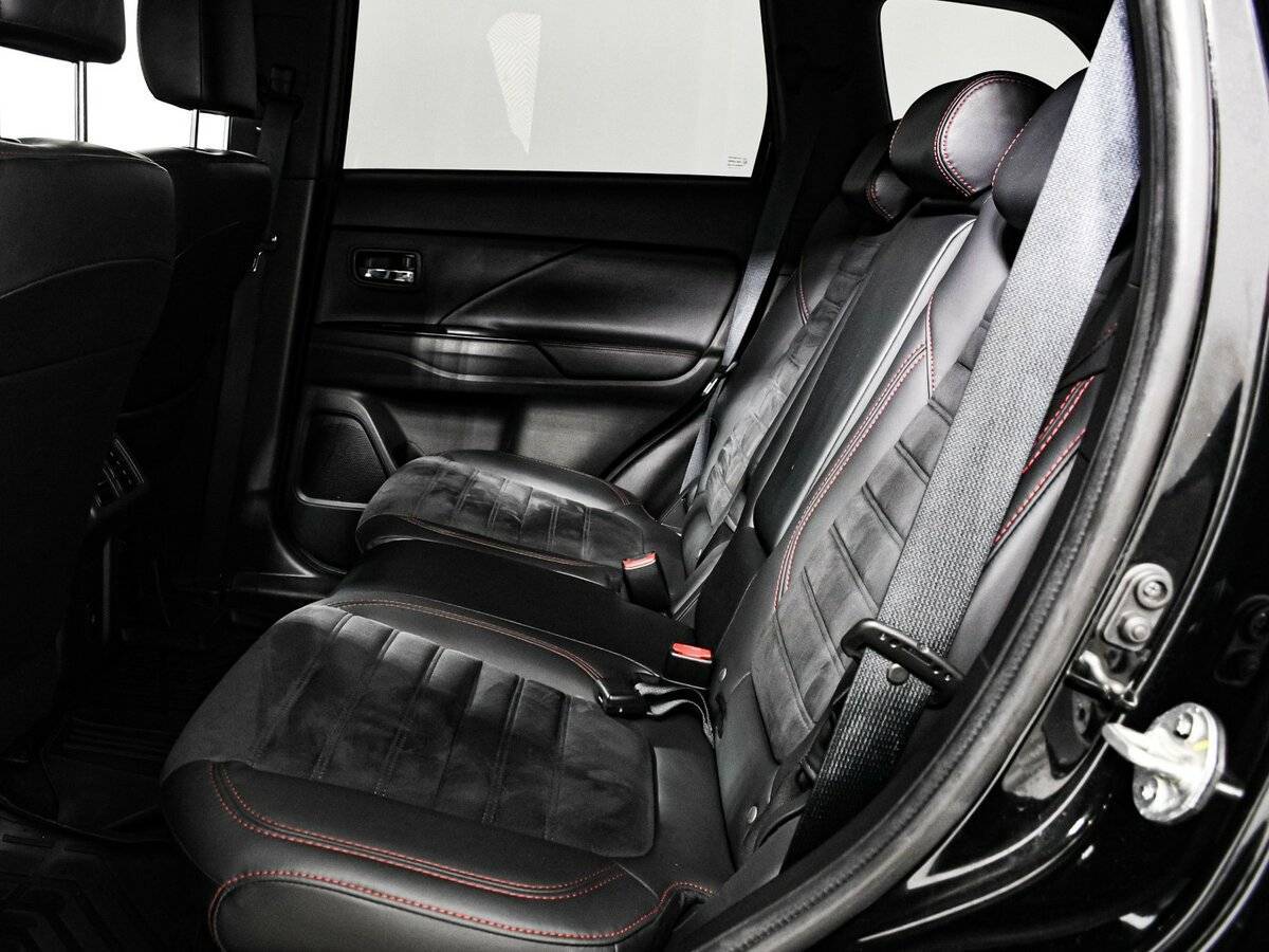 Продажа Б/У Митсубиши Оутлэндер. Фото: #12