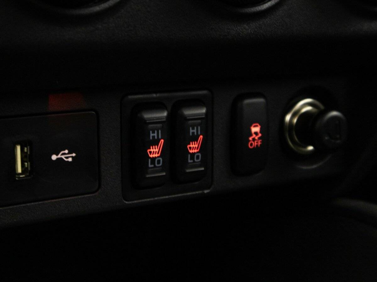 Продажа Б/У Митсубиши АС-Икс. Фото: #17