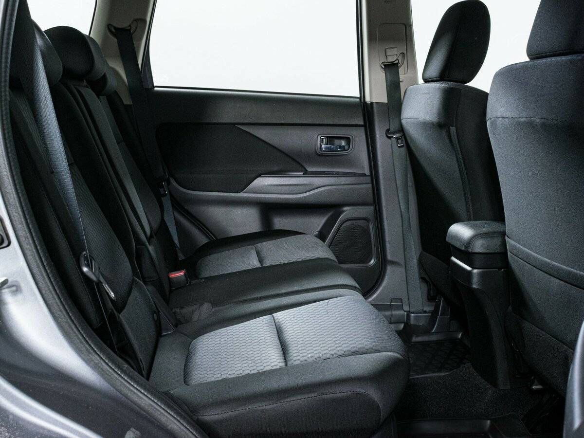 Продажа Б/У Митсубиши Оутлэндер. Фото: #9