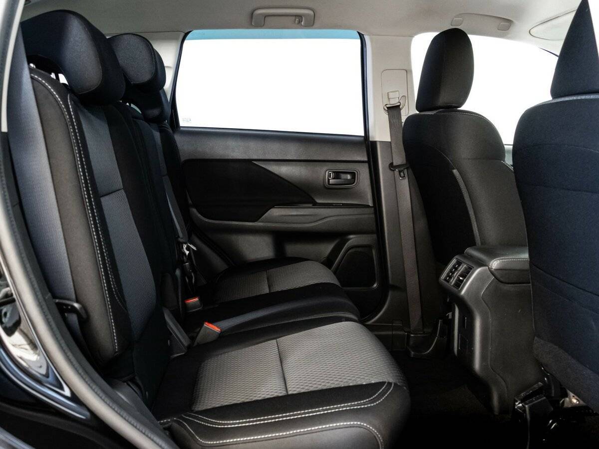 Продажа Б/У Митсубиши Оутлэндер. Фото: #16