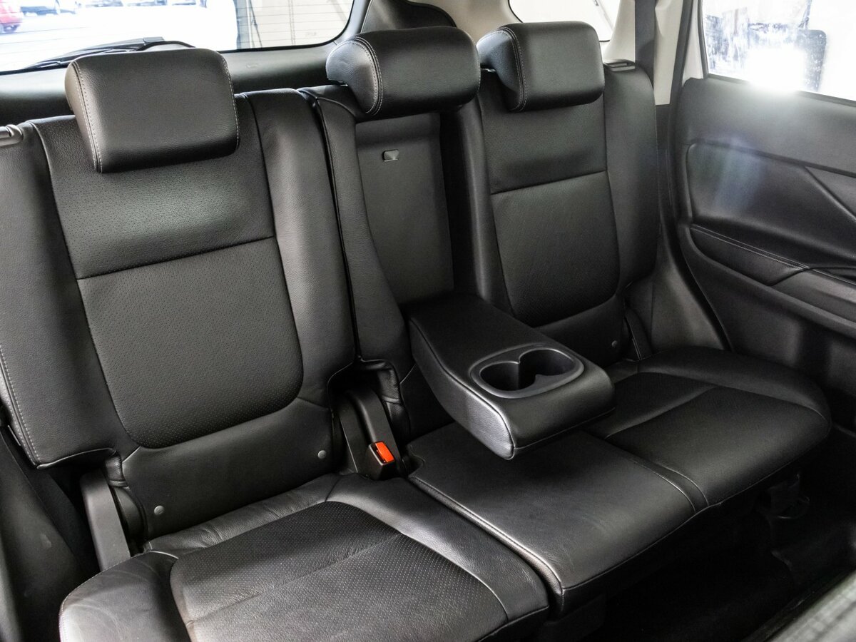 Продажа Б/У Митсубиши Оутлэндер. Фото: #24