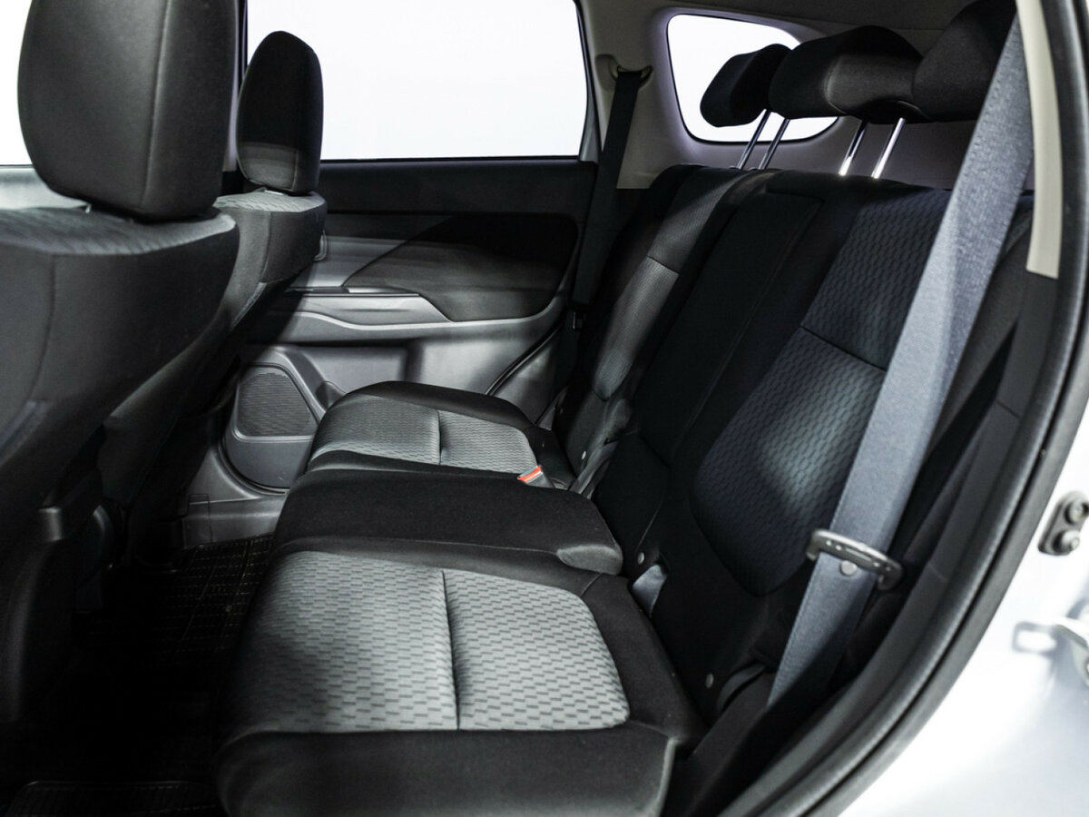 Продажа Б/У Митсубиши Оутлэндер. Фото: #7