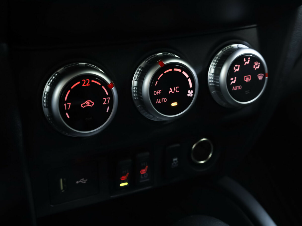 Продажа Б/У Митсубиши АС-Икс. Фото: #12