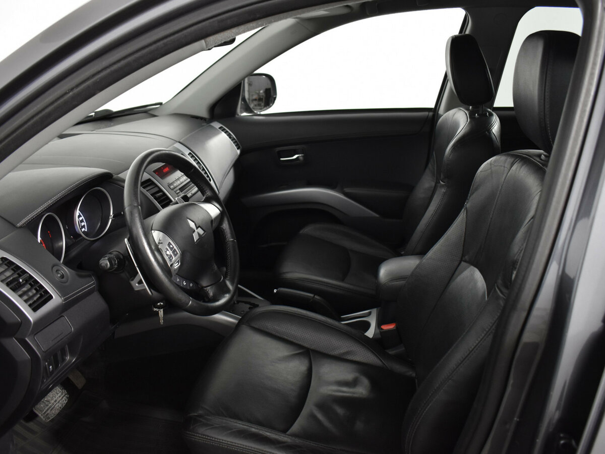 Продажа Б/У Митсубиши Оутлэндер. Фото: #6