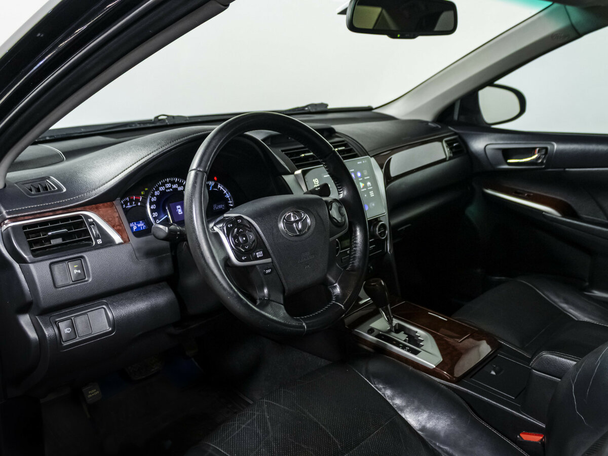 Продажа Б/У Тойота Камри. Фото: #8